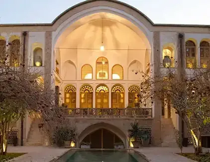 موزه عروسک و اسباب بازی کاشان