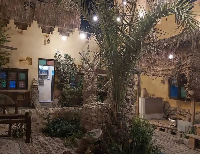 خانه تک بادگیر کیش