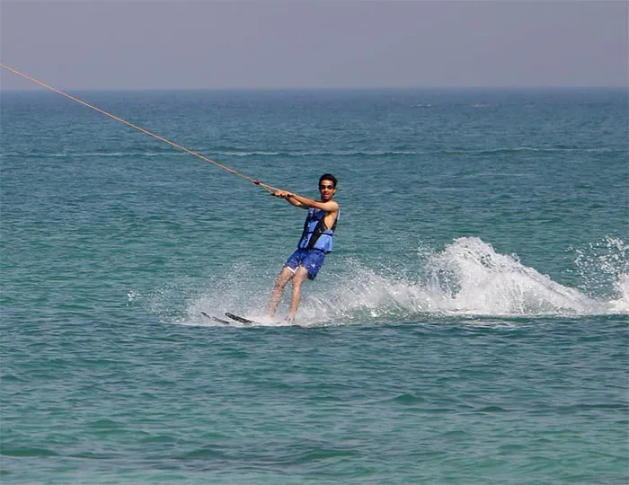 اسکی روی آب کیش